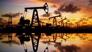 El precio del petróleo se desplomó más de un 6% tras la pausa en los ataques entre Estados Unidos e Irán.