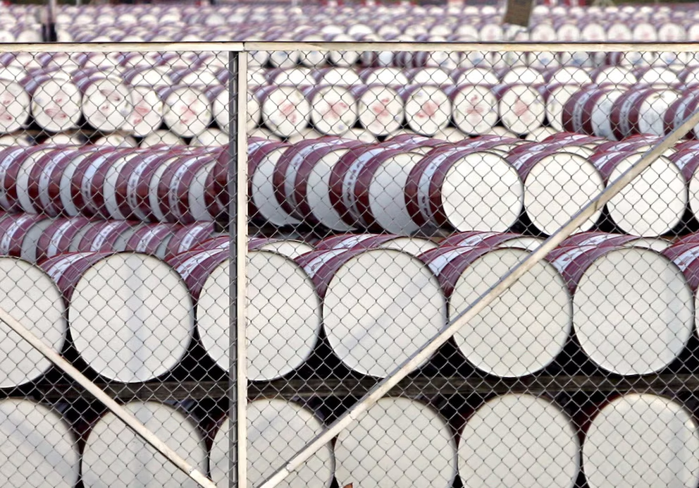 El petróleo sigue a la baja: cayó más de 5% por el avance de las negociaciones en Medio Oriente.